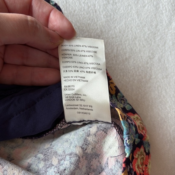 NWT FREE PEOPLE ‘Show Me Love’ Linen Blend Floral Romper Jumpsuit - Picture 5 of 14